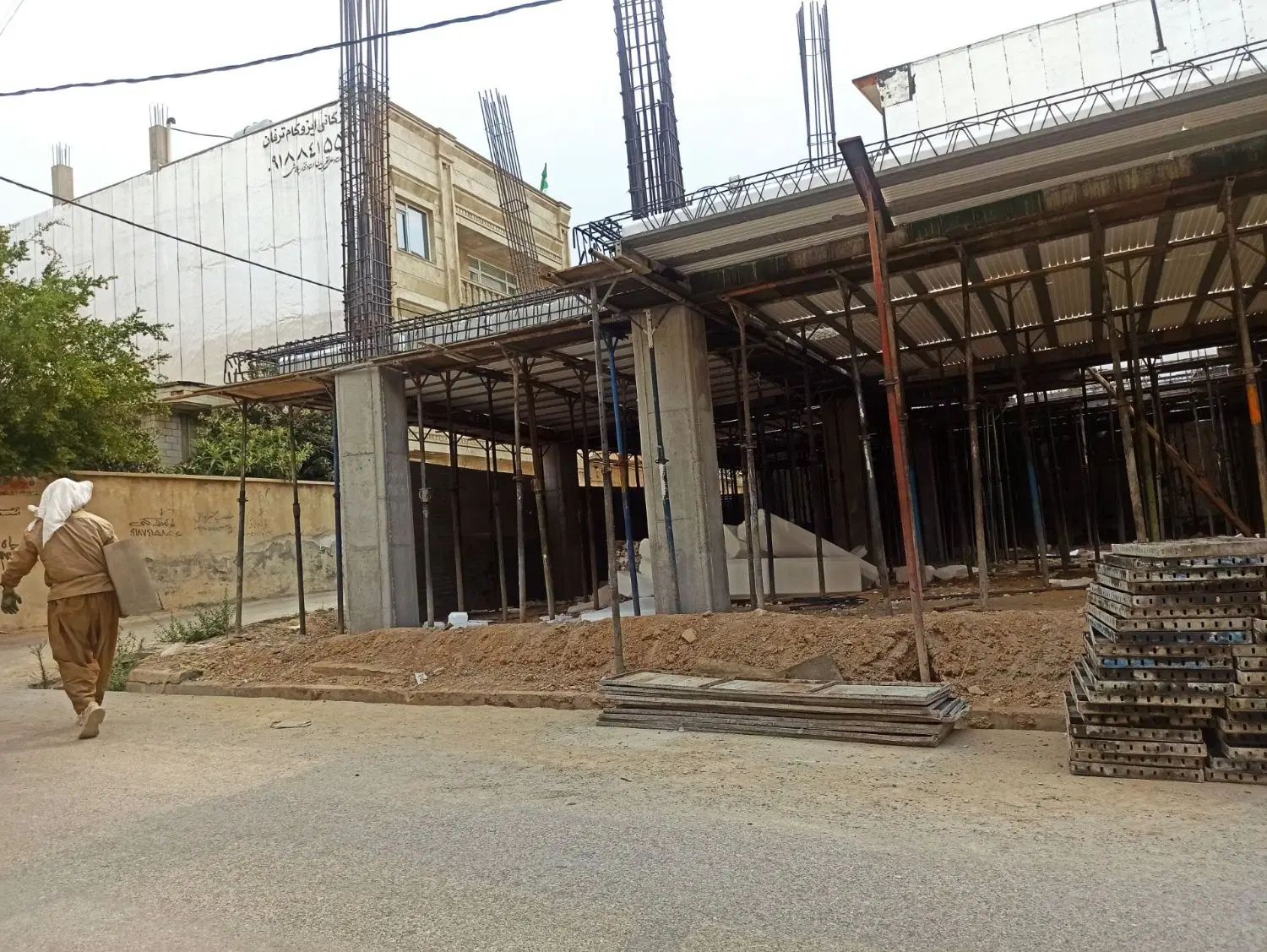 نگهبان روز و شب|استخدام سرایداری و نظافت|ایلام, |دیوار