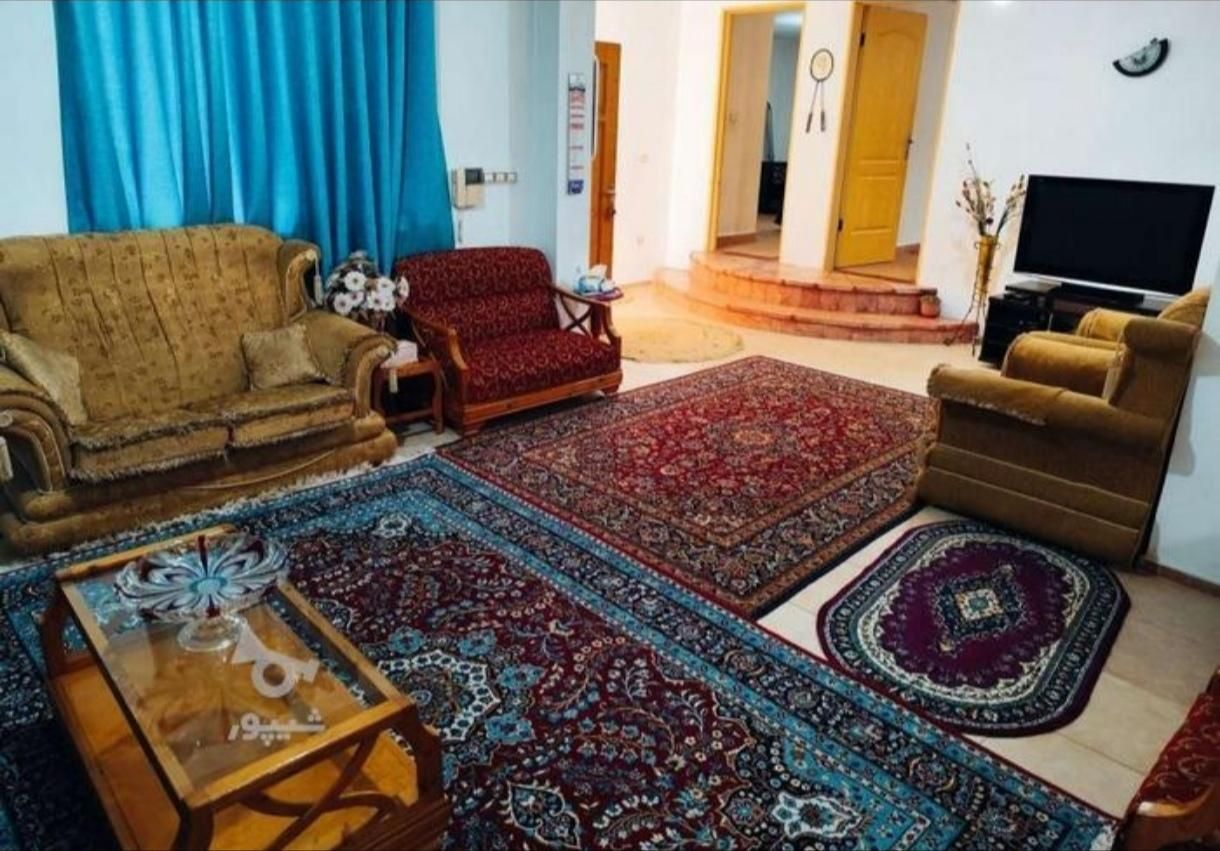 ویلا دو خوابه در خیابان ساحلی رادیو دریا|اجارهٔ کوتاهمدت آپارتمان و سوئیت|چالوس, |دیوار