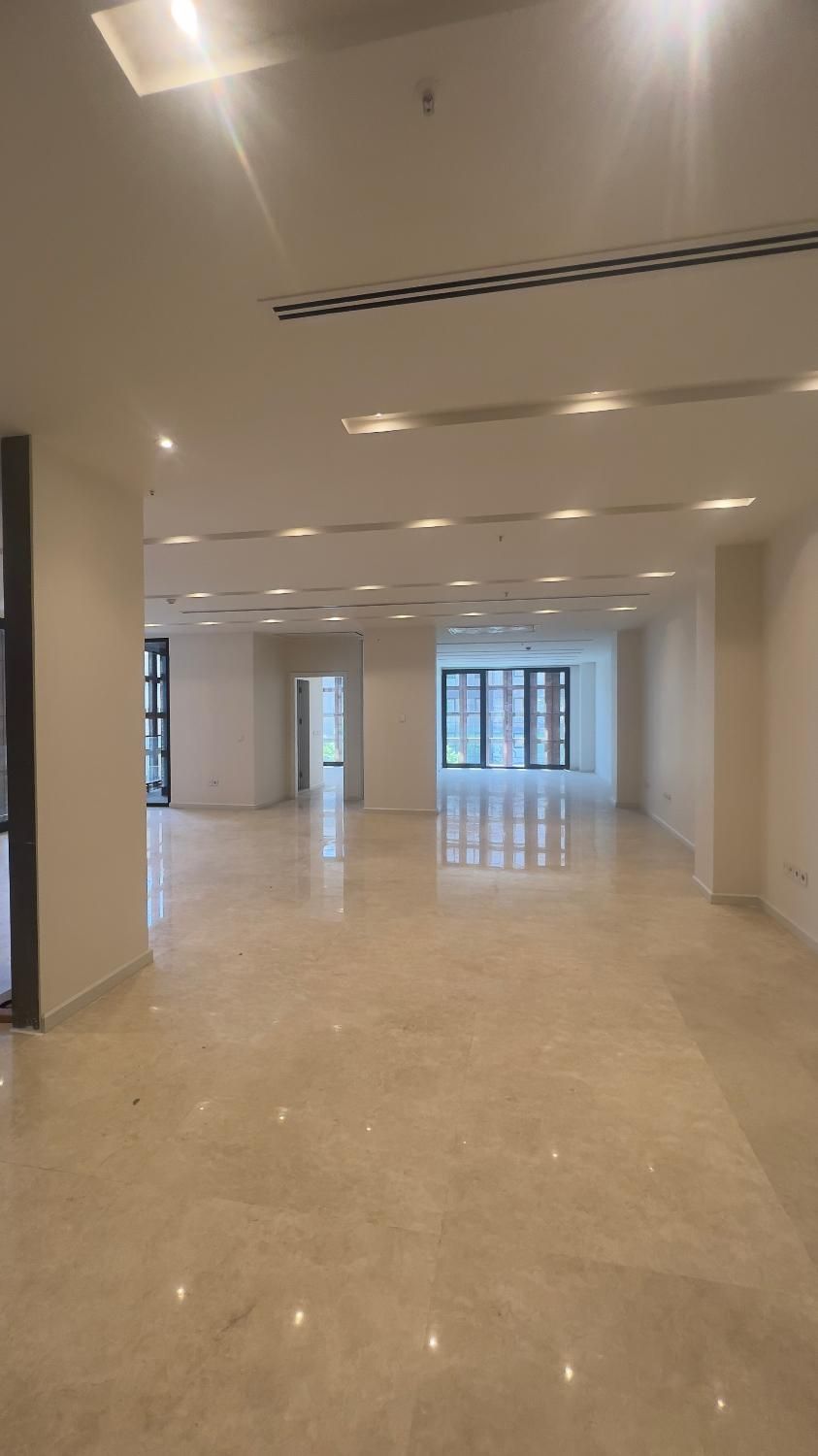 ۲۴۵ متر مدرن / کلید نخورده/ مستر|اجارهٔ دفتر کار، اتاق اداری، مطب|تهران, زعفرانیه|دیوار