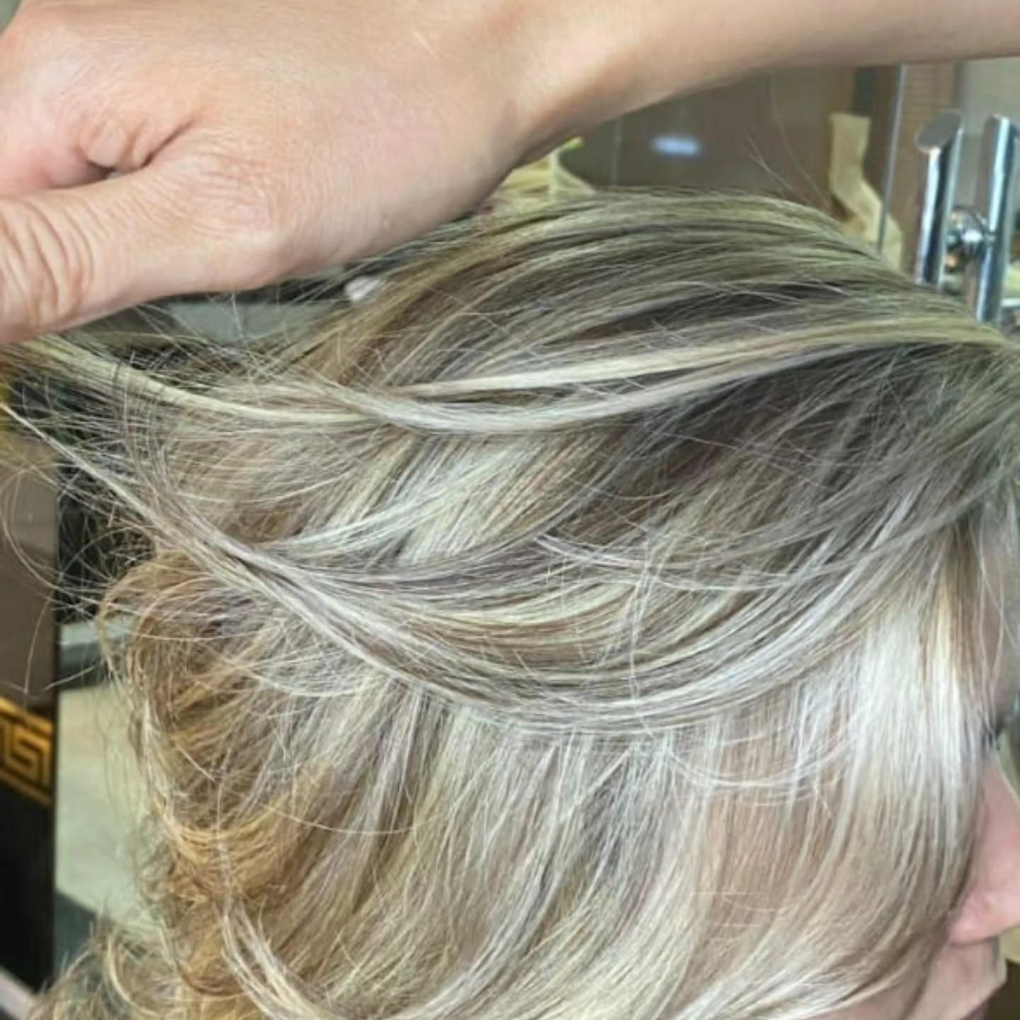 خدمات زیبایی|خدمات آرایشگری و زیبایی|شیراز, کاراندیش|دیوار