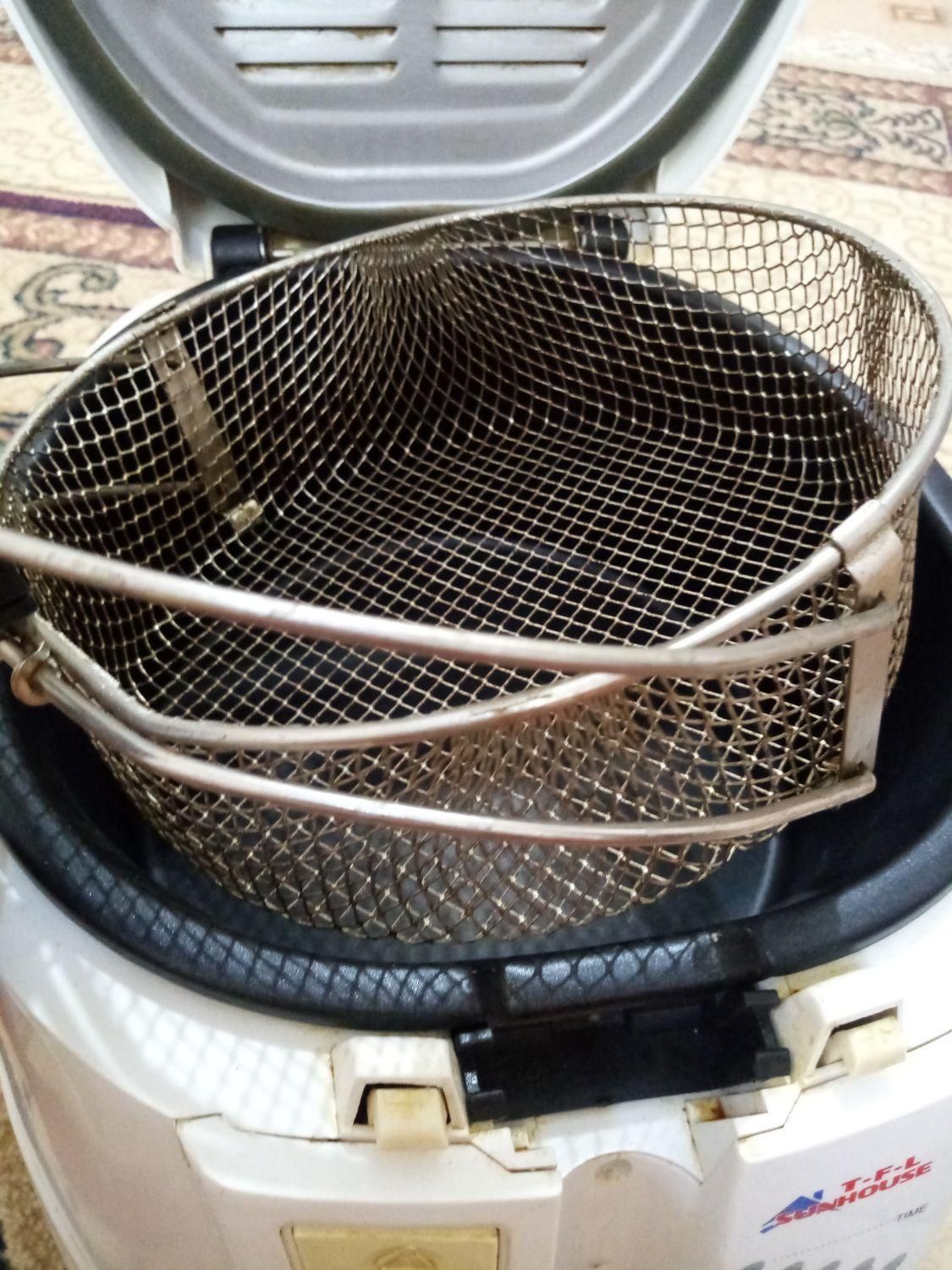 سرخ کن با روغن بسیار تمیز|اجاق گاز و لوازم برقی پختوپز|خرمشهر, |دیوار