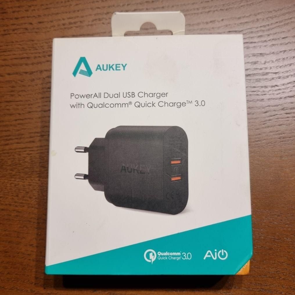 فست شارژ هوشمند 2پورته مناسب برای آیفون و اندروید|لوازم جانبی موبایل و تبلت|رشت, شالکو|دیوار