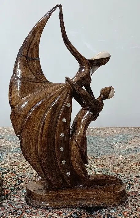 سه عدد مجسمه|مجسمه، تندیس، ماکت|اصفهان, لاله|دیوار
