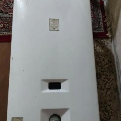 آبگرمکن دیواری خرگوشی  قدیمی خارجی|آبگرمکن، پکیج، شوفاژ|شهرکرد, |دیوار