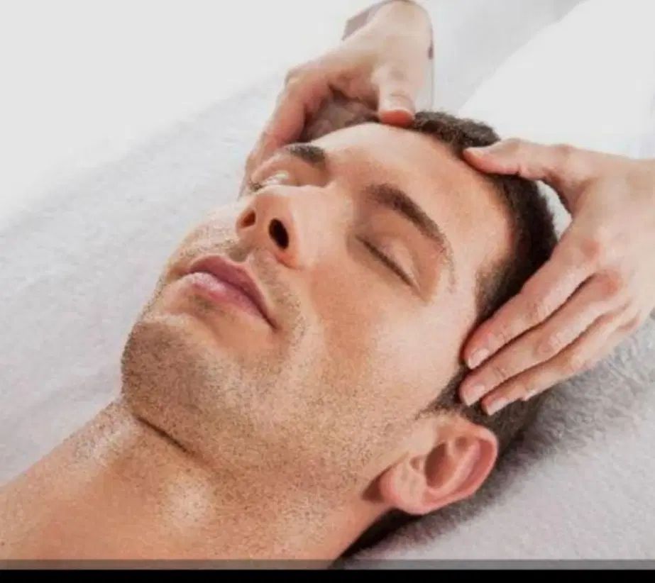 ماساژور هستم همکاری با هتل ها و مراکز ماساژ|خدمات آرایشگری و زیبایی|بابلسر, |دیوار