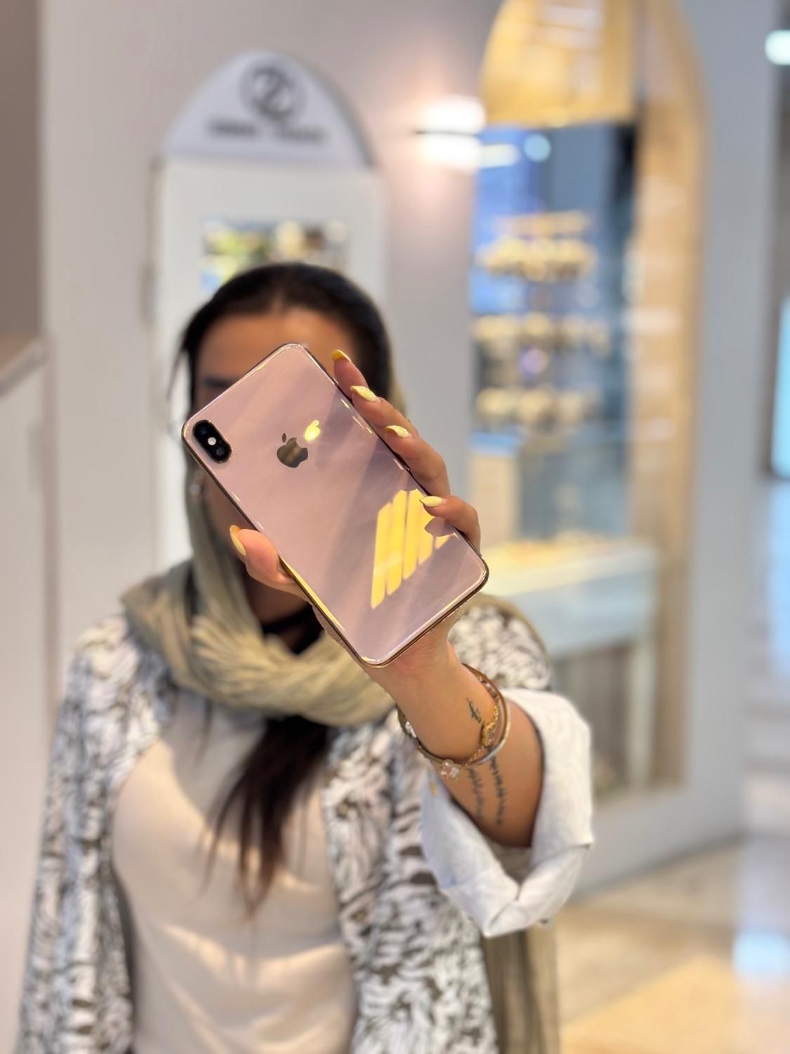 ایفون xs max بدون ضامن اقساطی با کارت شناسایی|موبایل|تهران, هروی|دیوار