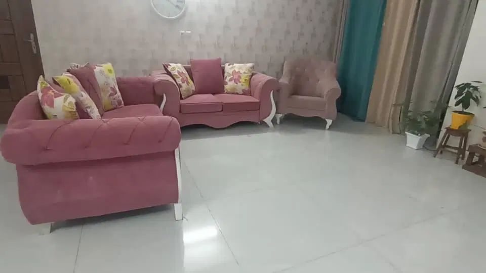 مبل صورتی راحت|مبلمان خانگی و میز عسلی|اصفهان, جوزدان الیادران|دیوار