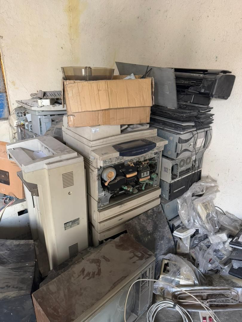 فروش،خریدار کیس و مانیتور قدیمی خراب و ضایعات|رایانه رومیزی|تهران, ستارخان|دیوار