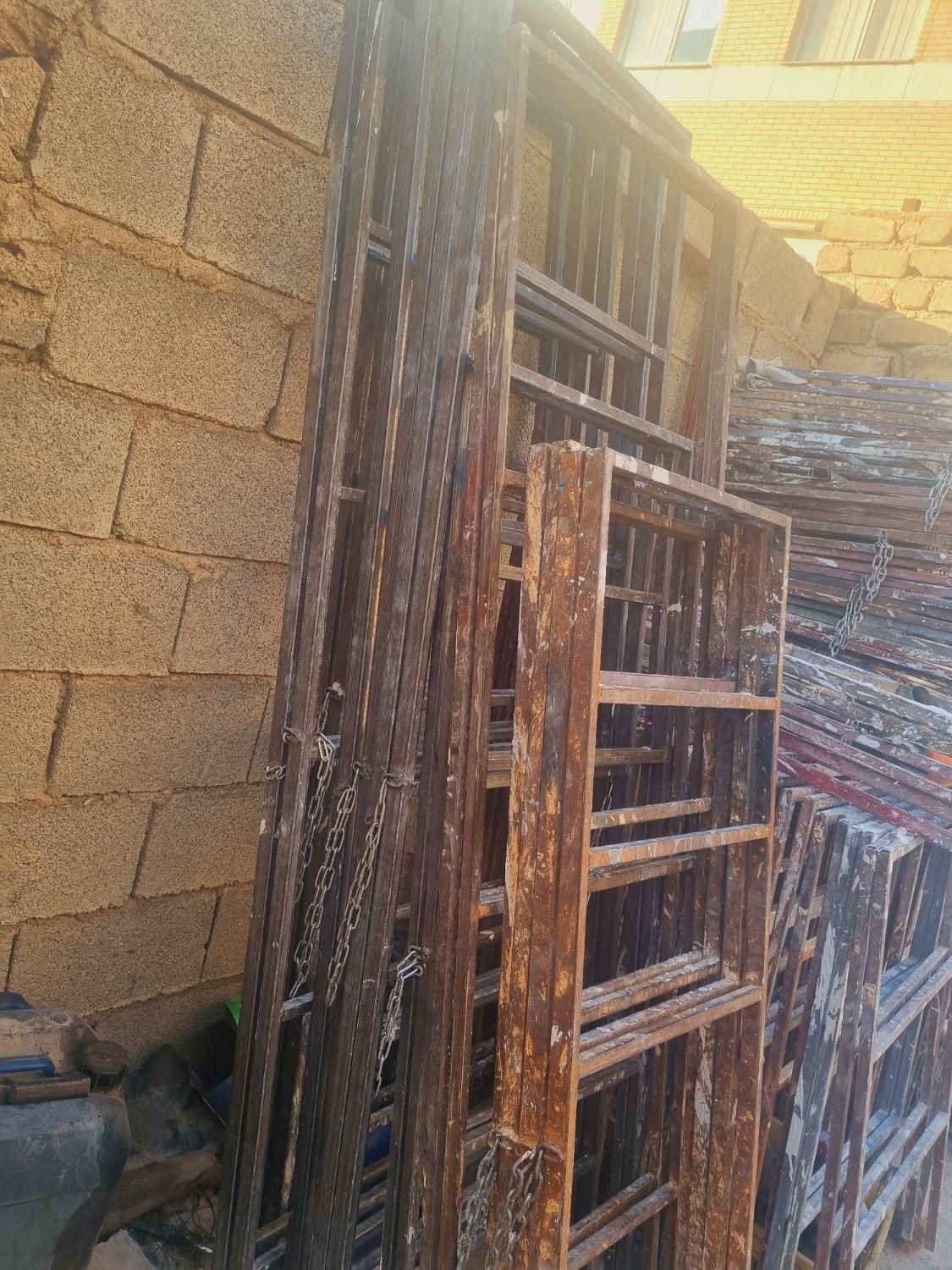 فروش اجاره خرید بشکه الوار چهارپایه داربست فرغون|عمدهفروشی|شیراز, ریشمک|دیوار