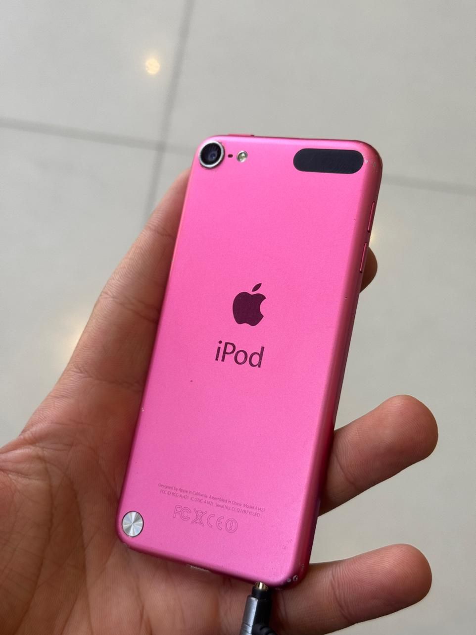 Ipod touch 5|پخش‌کننده همراه|شیراز, شهرک امام حسن|دیوار