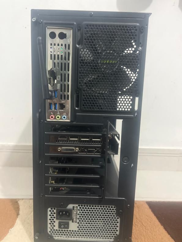 کیس نیمه گیمینگ معاوضه باxbox s|رایانه رومیزی|ایلام, |دیوار