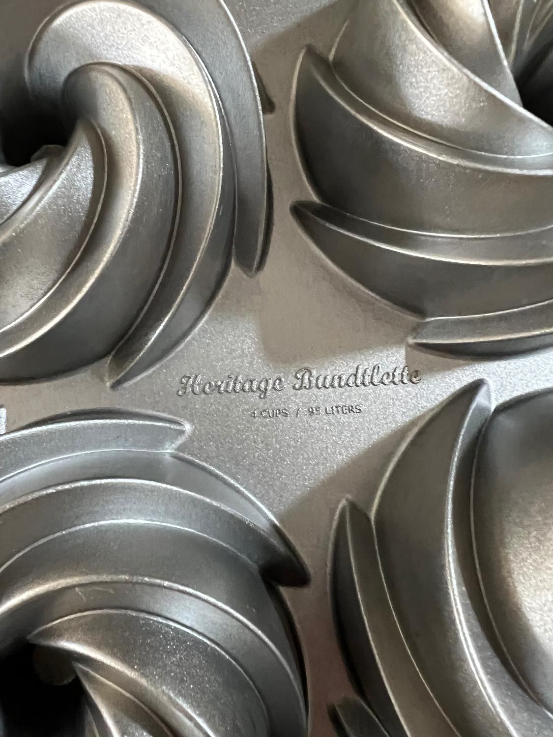 قالب کیک و دسر میراث نوردیک امریکایی ۶ خانه|ظروف پخت‌وپز|تهران, ونک|دیوار