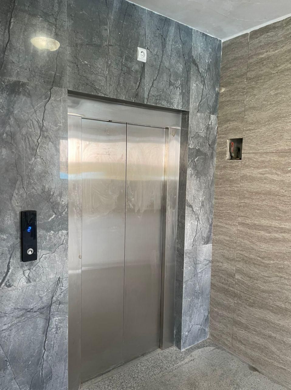 انواع آسانسور ، بالابر و پله برقی خارجی و ایرانی|خدمات پیشه و مهارت|اصفهان, خانه اصفهان|دیوار