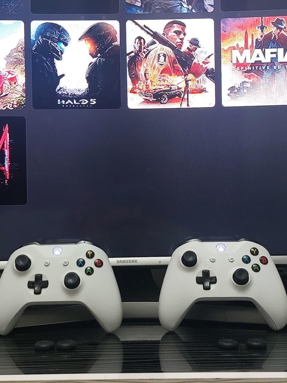 یک دستگاه Xbox one s ۱ یک ترا دوسته|کنسول، بازی ویدئویی و آنلاین|تهران, سجاد|دیوار