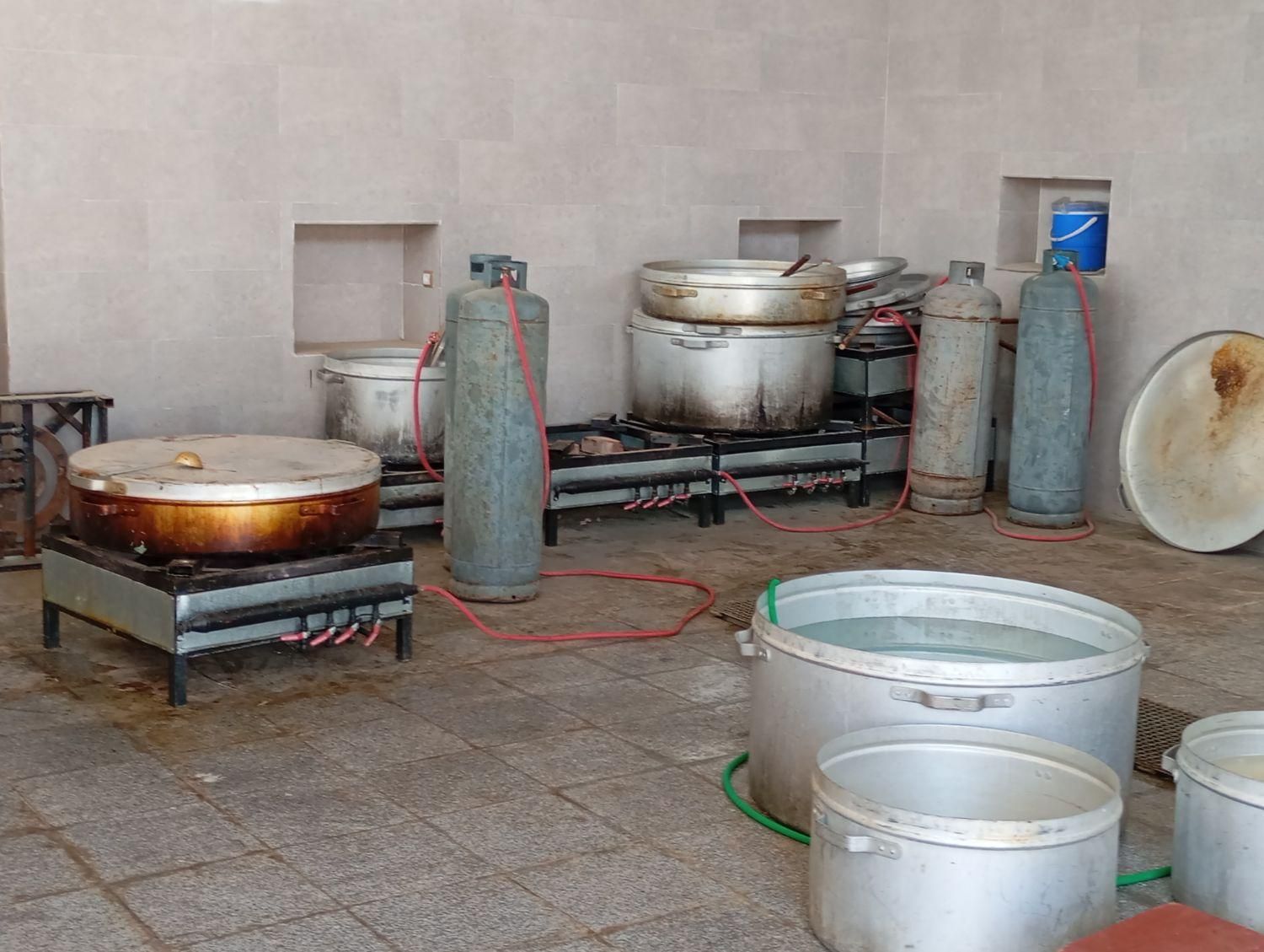 آشپزی مراسم عروسی مهمانی وپرسه|خدمات پذیرایی، مراسم|خاش, |دیوار