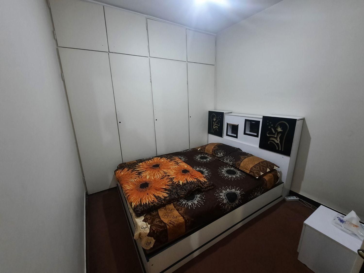 اجاره سوییت آپارتمان مبله کرج و فردیس با پارکینگ|اجارهٔ کوتاهمدت آپارتمان و سوئیت|کرج, شهرک بنفشه|دیوار