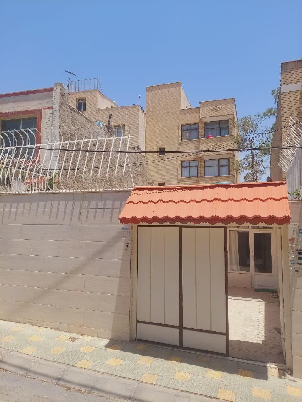 فروش دو پلاک ویلایی شمالی ۱۲۰ متری جهت تجمیع|فروش زمین و ملک کلنگی|اصفهان, کوی امام|دیوار