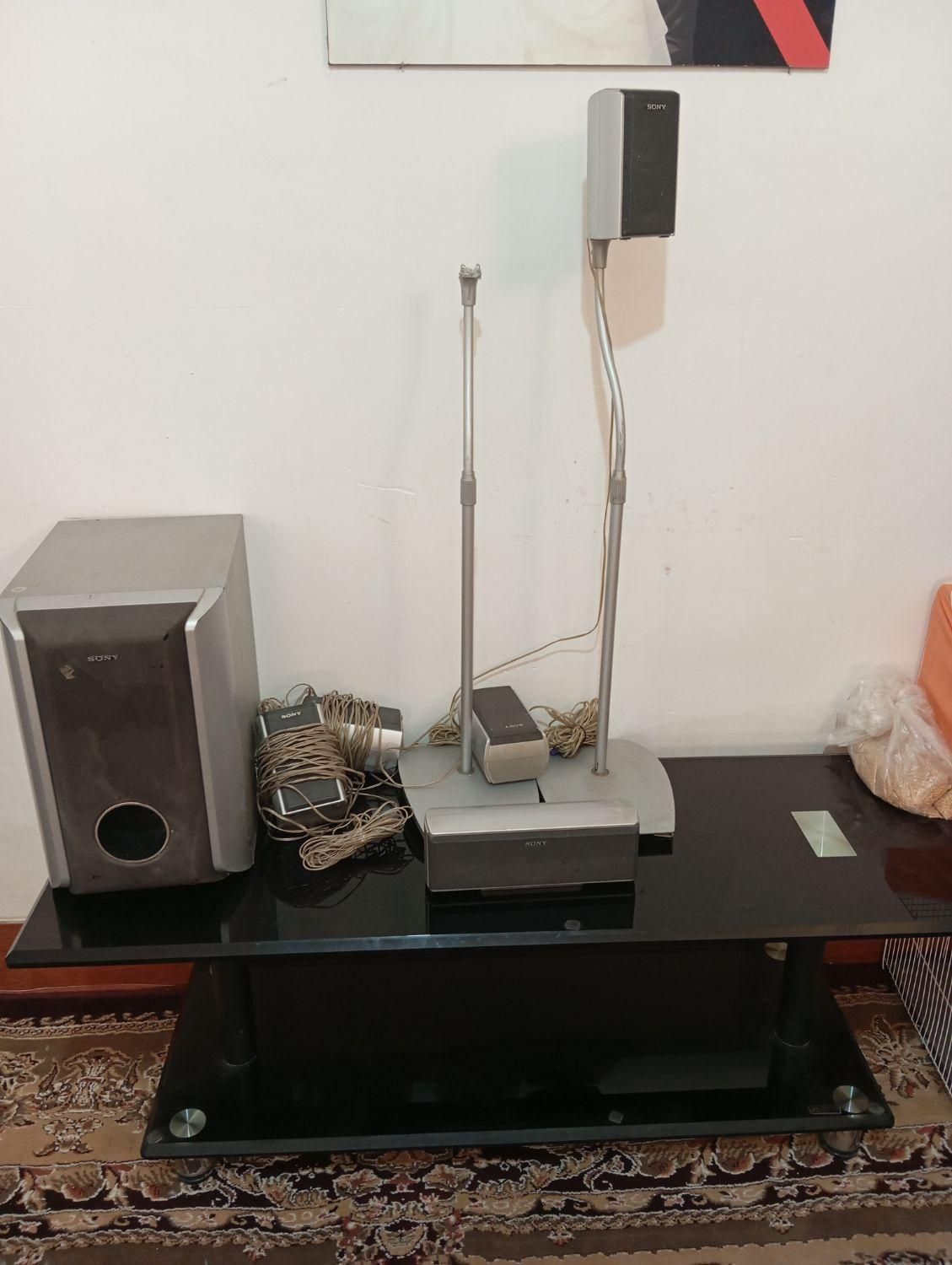 فرش ۶متری و وسایل دیگه|فرش|شیراز, میانرود|دیوار