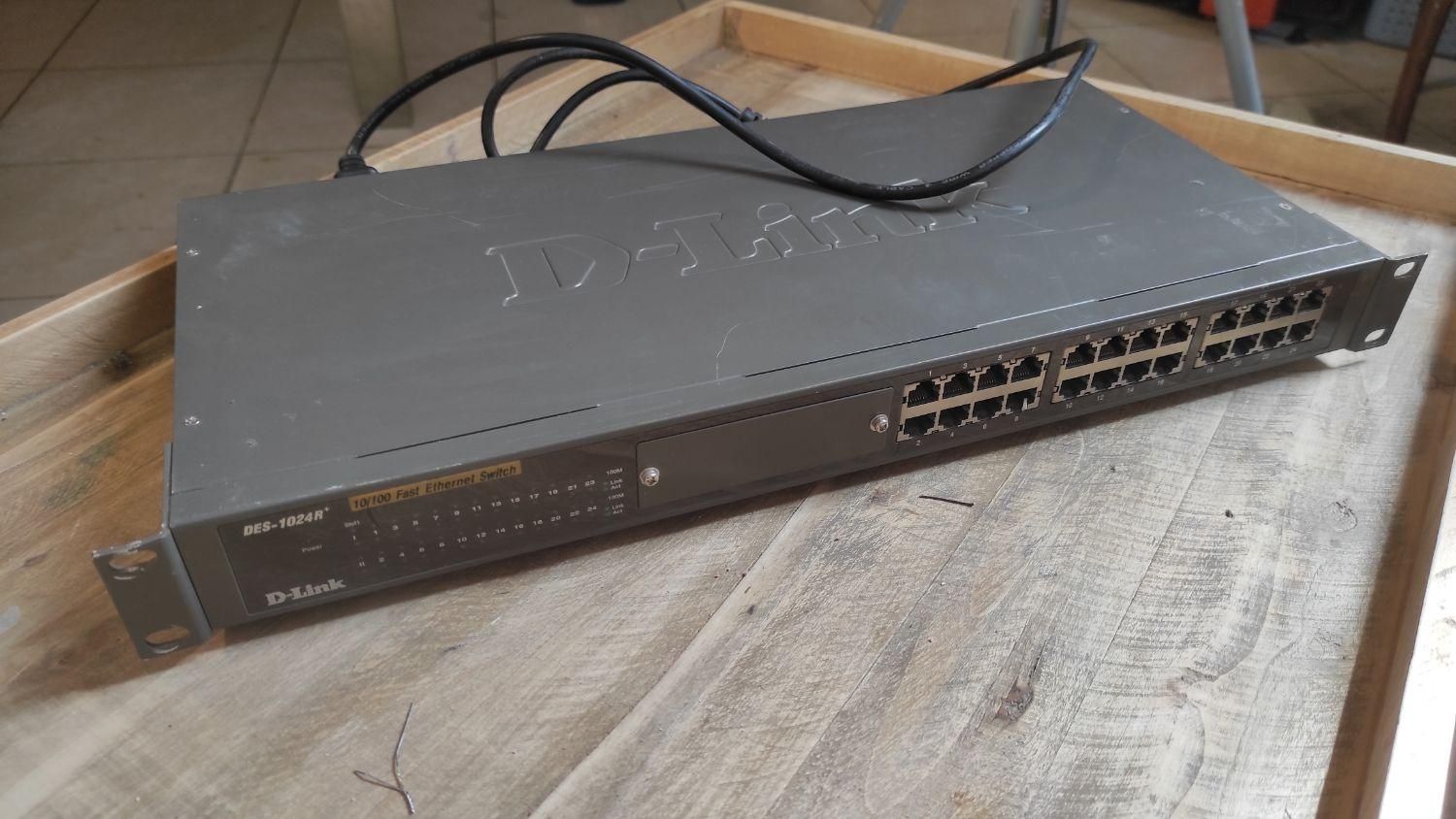 سوئیچ D-Link DES-1024R+ 24|مودم و تجهیزات شبکه|تهران, الهیه|دیوار