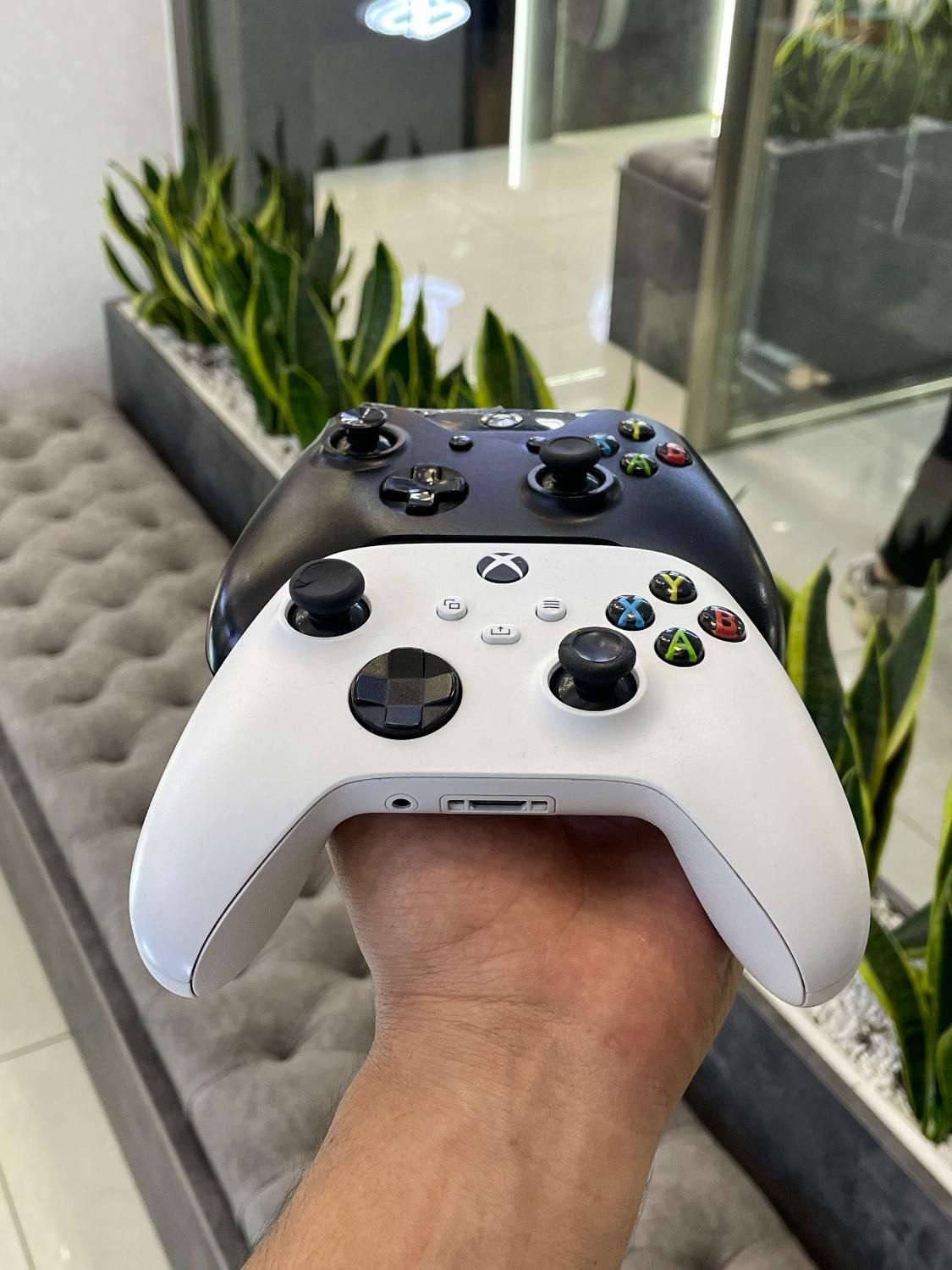 xbox seri x همراه با دوسته و بازی اقساطی بدون‌پیش|کنسول، بازی ویدئویی و آنلاین|اصفهان, مفتح|دیوار
