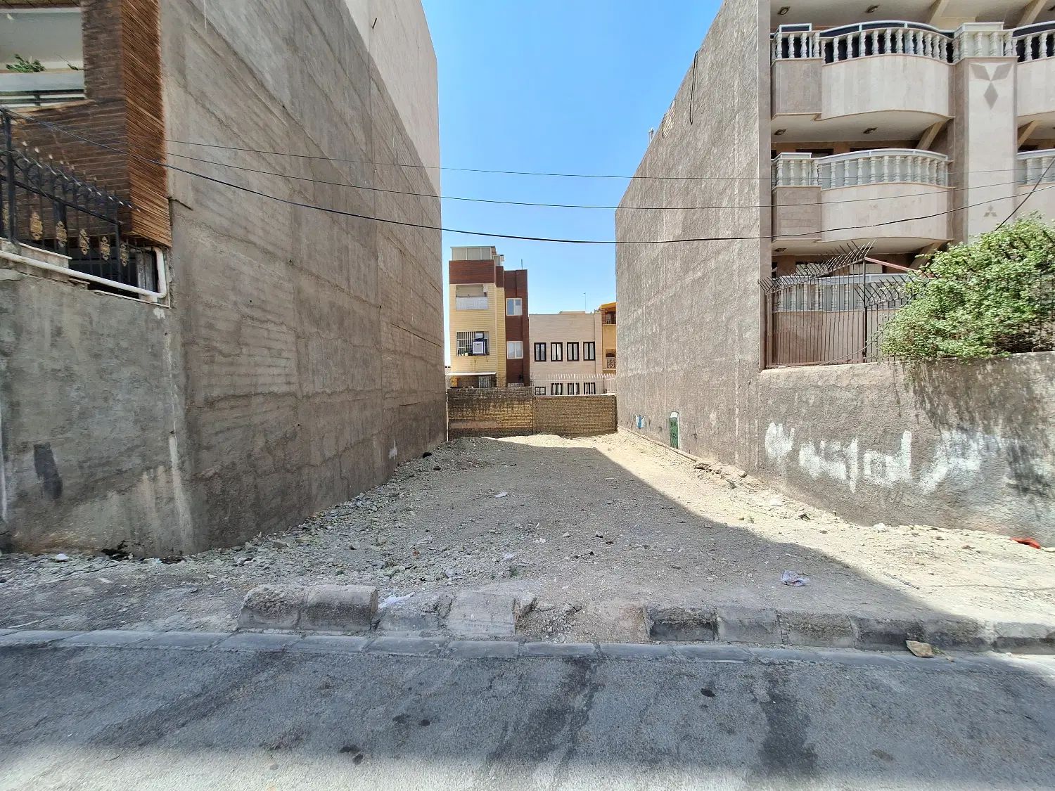 زمین ۳۰۰متر/شمالی پروانه ۴سقف/معاوضه ۵۰٪واحد+خودرو|فروش زمین و ملک کلنگی|قم, شهرک قدس|دیوار