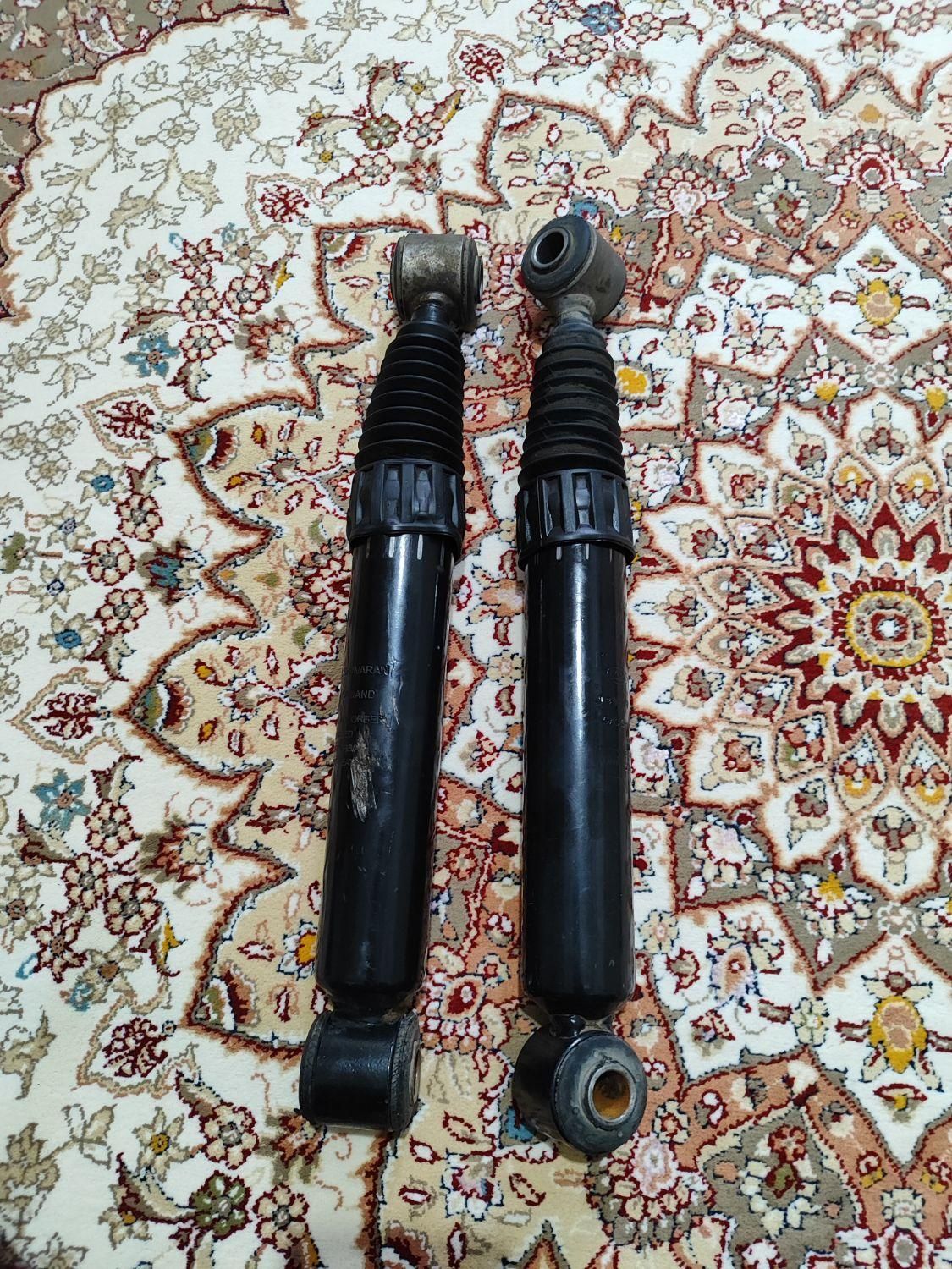 کمک فنر.چراغ عقب.مدار. چراغ پلاک 405 و قاب مانیتور|قطعات یدکی و لوازم جانبی|گلستان (تهران), |دیوار