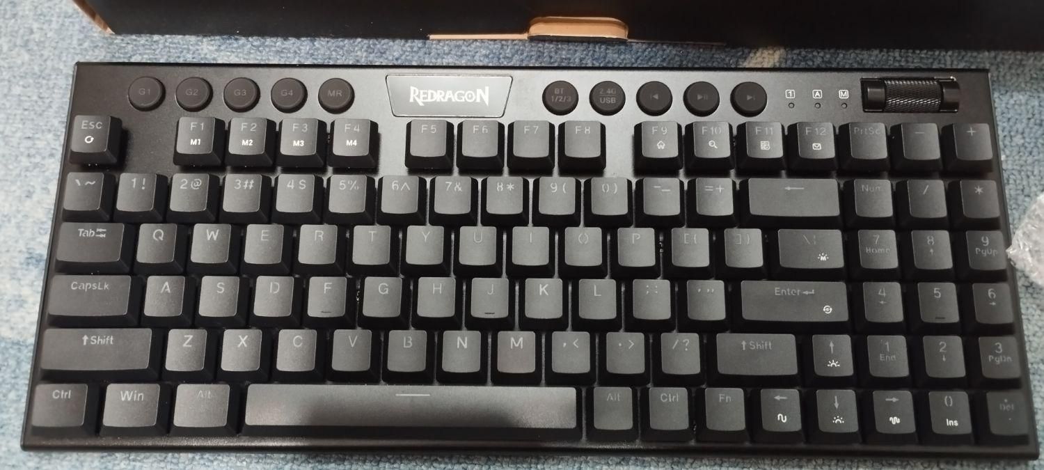 کیبورد گیمینگ ردراگون مدل Yi Pro K625P-KBS بی سیم|قطعات و لوازم جانبی رایانه|اصفهان, باغ فدک|دیوار