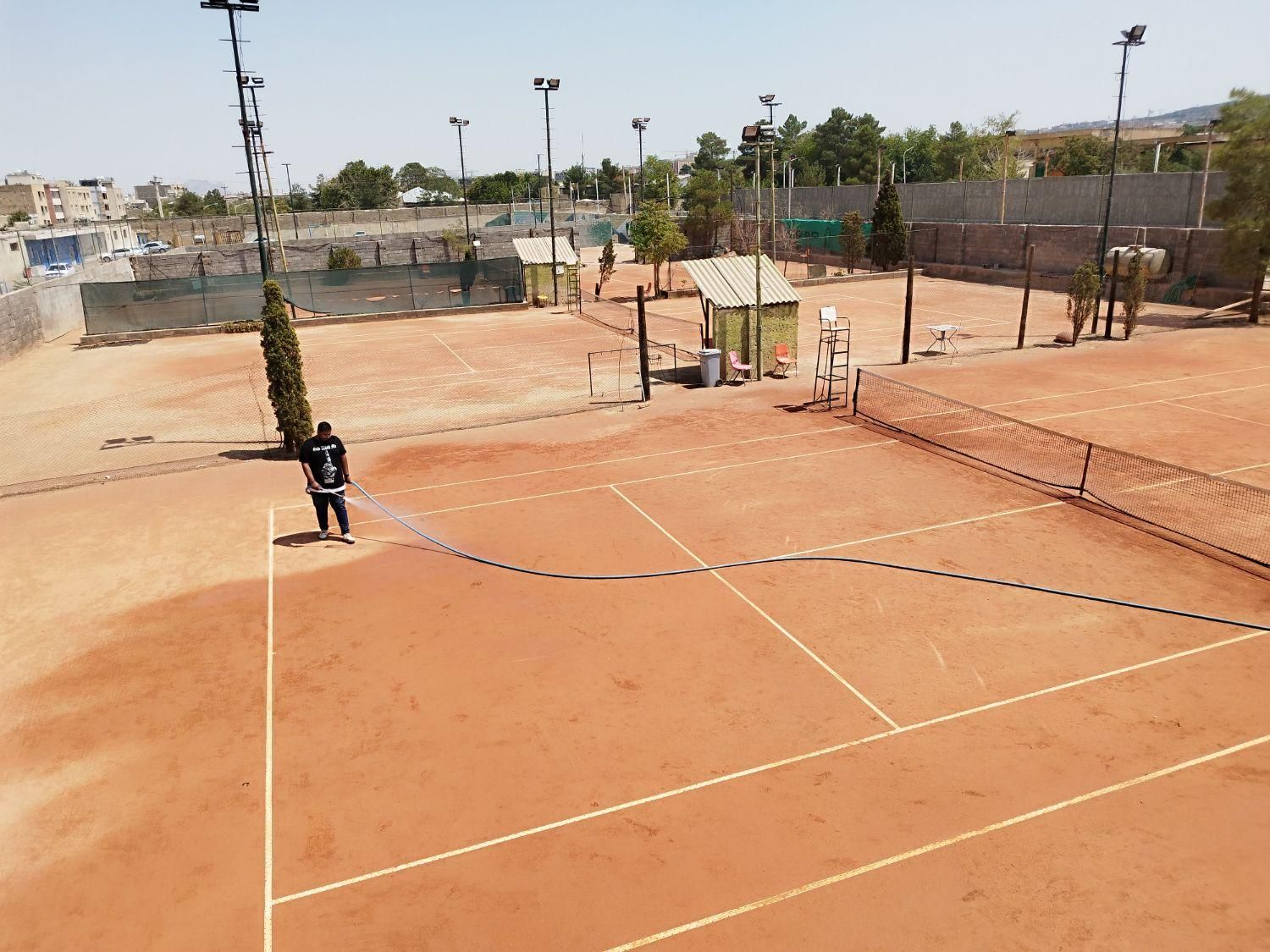 آموزش و اجاره سانس تنیس خاکی|ورزشهای توپی|اصفهان, محمودیه|دیوار