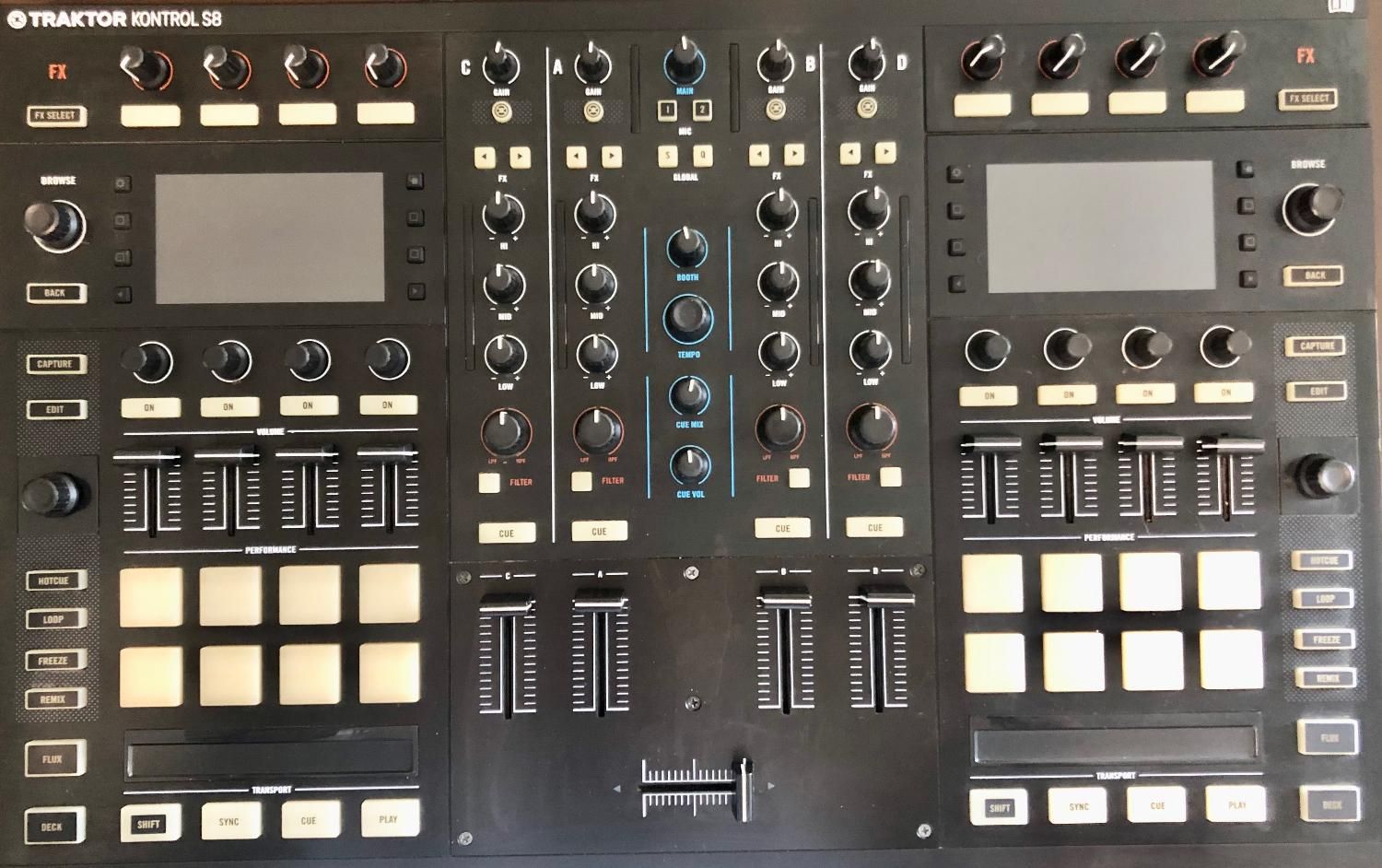 Dj Controller Traktor S8|آلات موسیقی|تهران, امانیه|دیوار