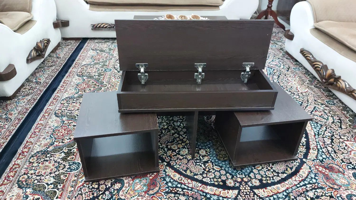 مبل ۷ نفره و میز جلومبلی و ۴ عسلی|مبلمان خانگی و میز عسلی|کرج, چهارصد دستگاه|دیوار