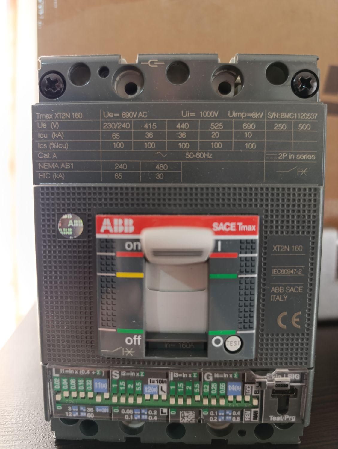 کلید اتوماتیک و کنتاکتور ABB و اشنایدر اصل|ماشین‌آلات صنعتی|تهران, فردوسی|دیوار