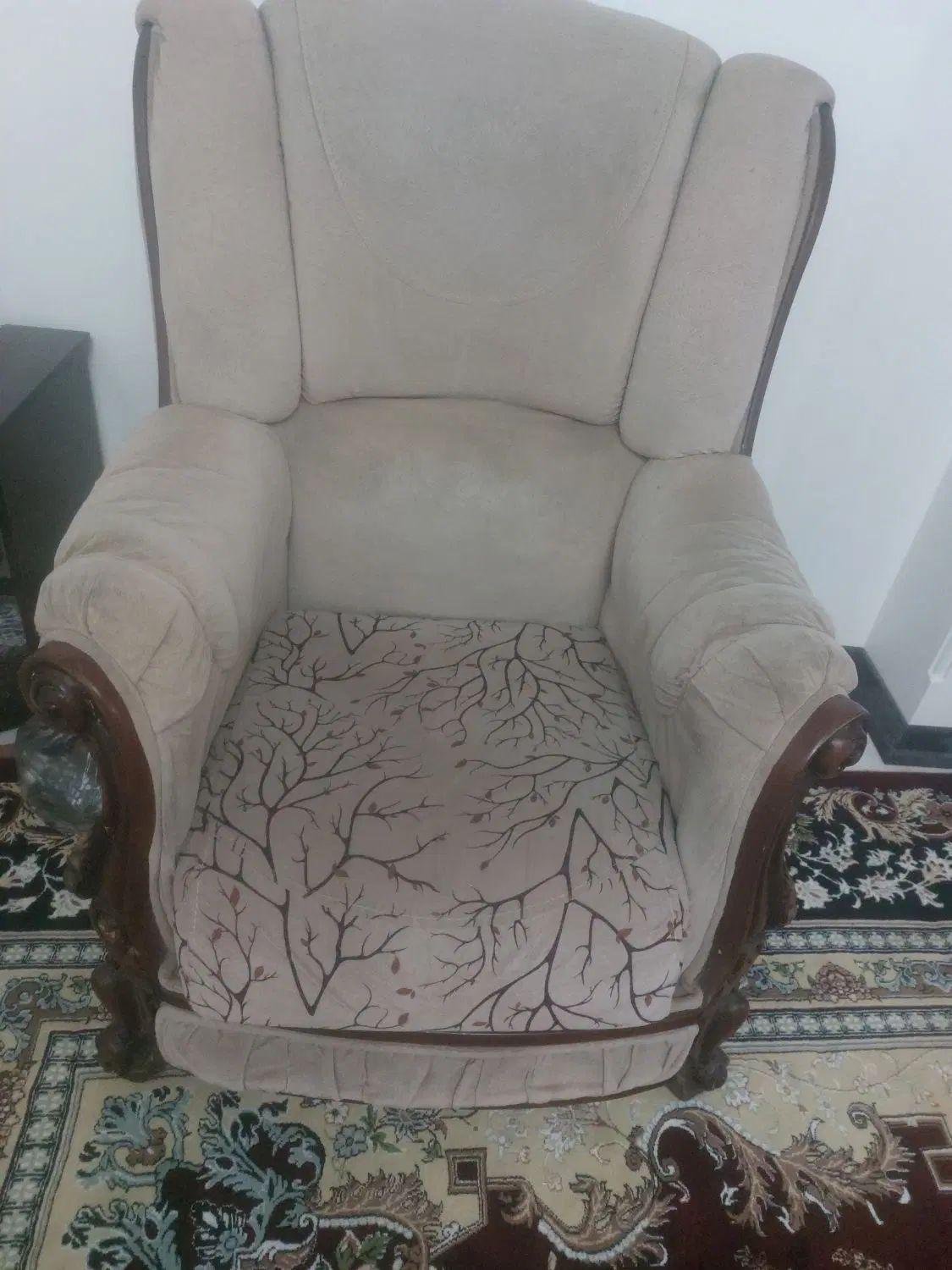 مبل ۷ نفره راحتی در حد نو|مبلمان خانگی و میز عسلی|تهران, گلچین|دیوار
