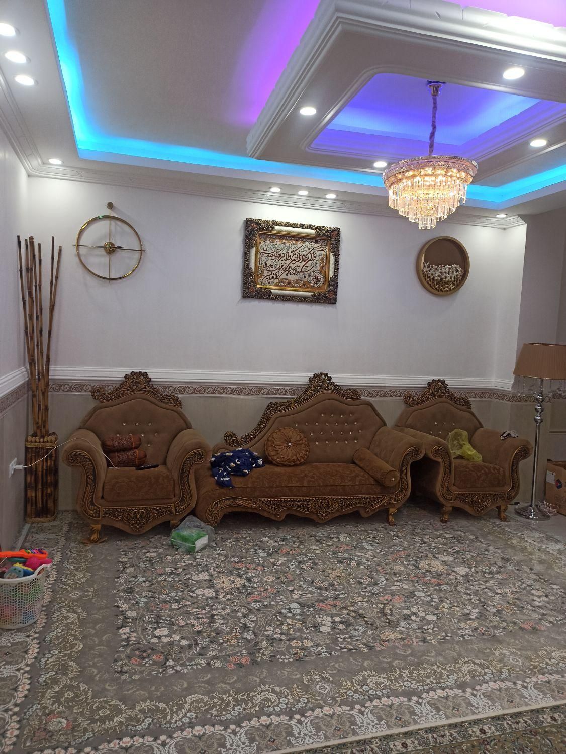 پاره وقت|استخدام سرایداری و نظافت|میناب, |دیوار