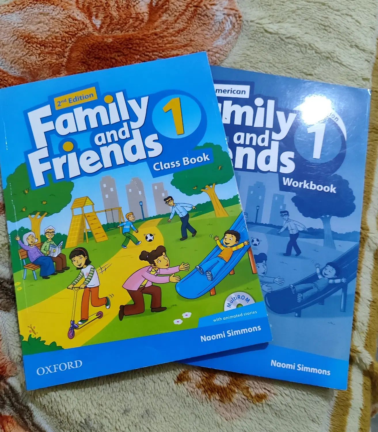 کتاب اصلی و کار Family and Friends 1|کتاب و مجله آموزشی|تهران, شهر زیبا|دیوار