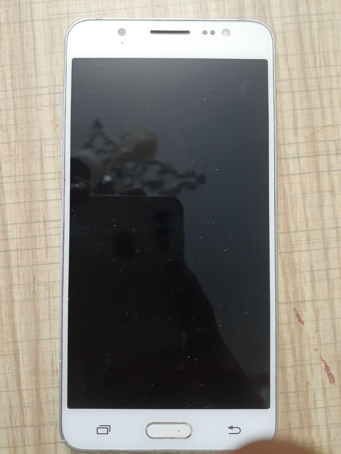 سامسونگ Galaxy J5 (2016) با حافظهٔ ۱۶ گیگابایت|موبایل|تهران, پیروزی|دیوار