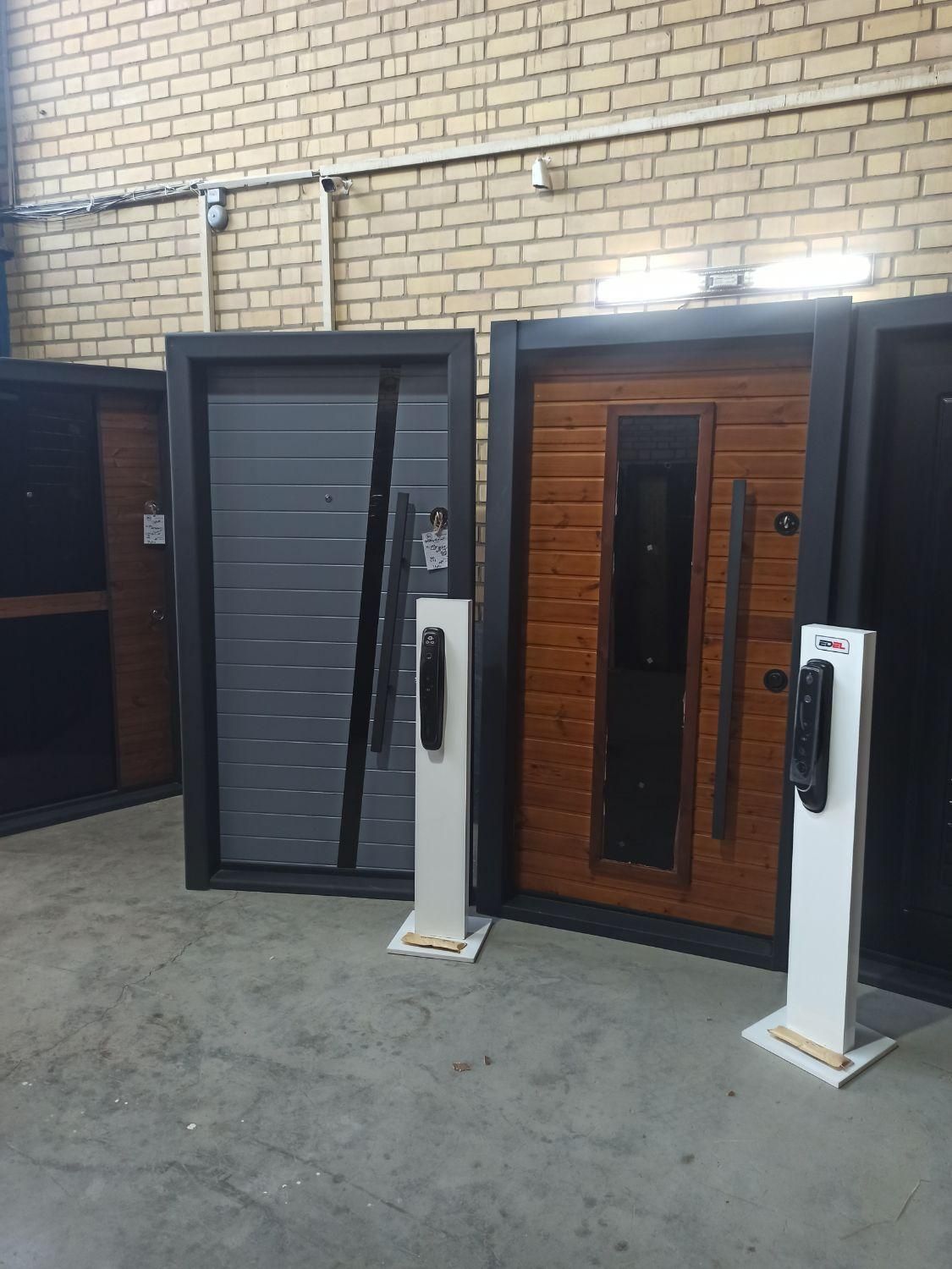 درب ضد سرقت(ضدسرقت امنیتی)ترمو فنلاند/مدرن|مصالح و تجهیزات ساختمان|برخوار, |دیوار