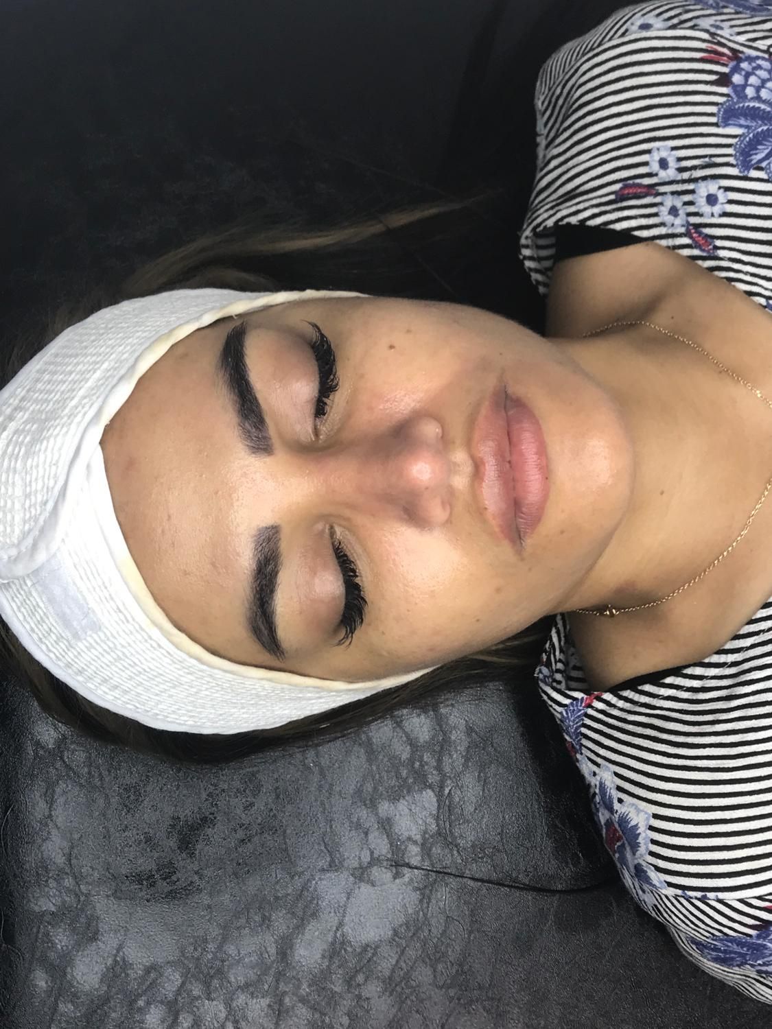 نیاز به مدل پاکسازی پوست تخصصی|خدمات آرایشگری و زیبایی|ساری, |دیوار