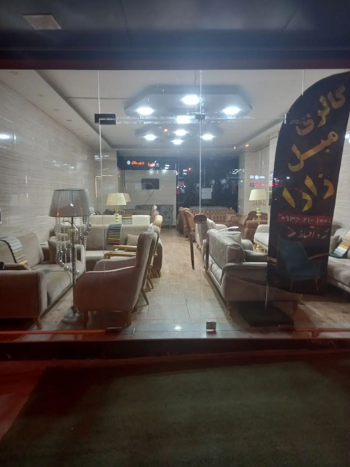 اجاره مغازه شهرک ولیعصر بر خیابان عباس،نژاد|اجارهٔ مغازه و غرفه|ارومیه, |دیوار