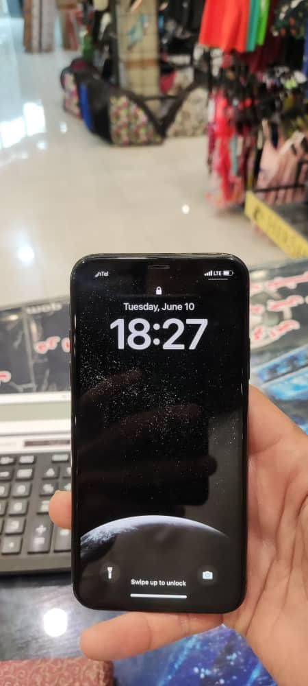 اپل iPhone X با حافظهٔ ۶۴ گیگابایت|موبایل|قم, زنبیل آباد|دیوار