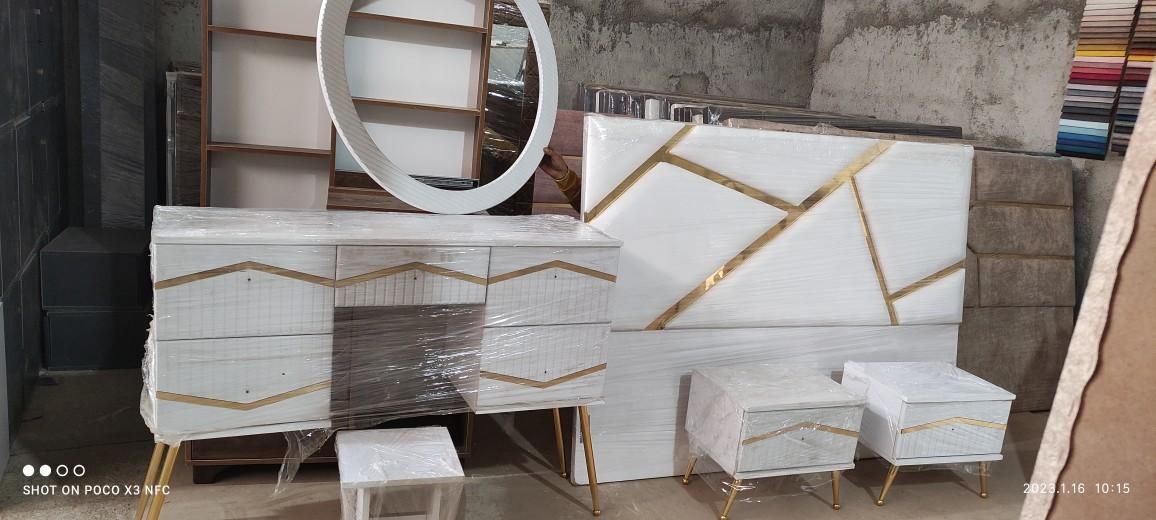 سرویس/تخت خواب کامل /تمام پارچه لمسه ای /راک*|تخت و سرویس خواب|ارومیه, |دیوار