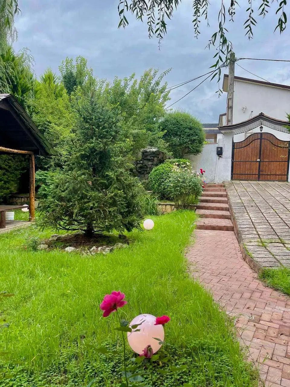 ویلاباغ رویایی650متری/استخردار/هم صفا/سند ششدانگ|فروش خانه و ویلا|چمستان, |دیوار