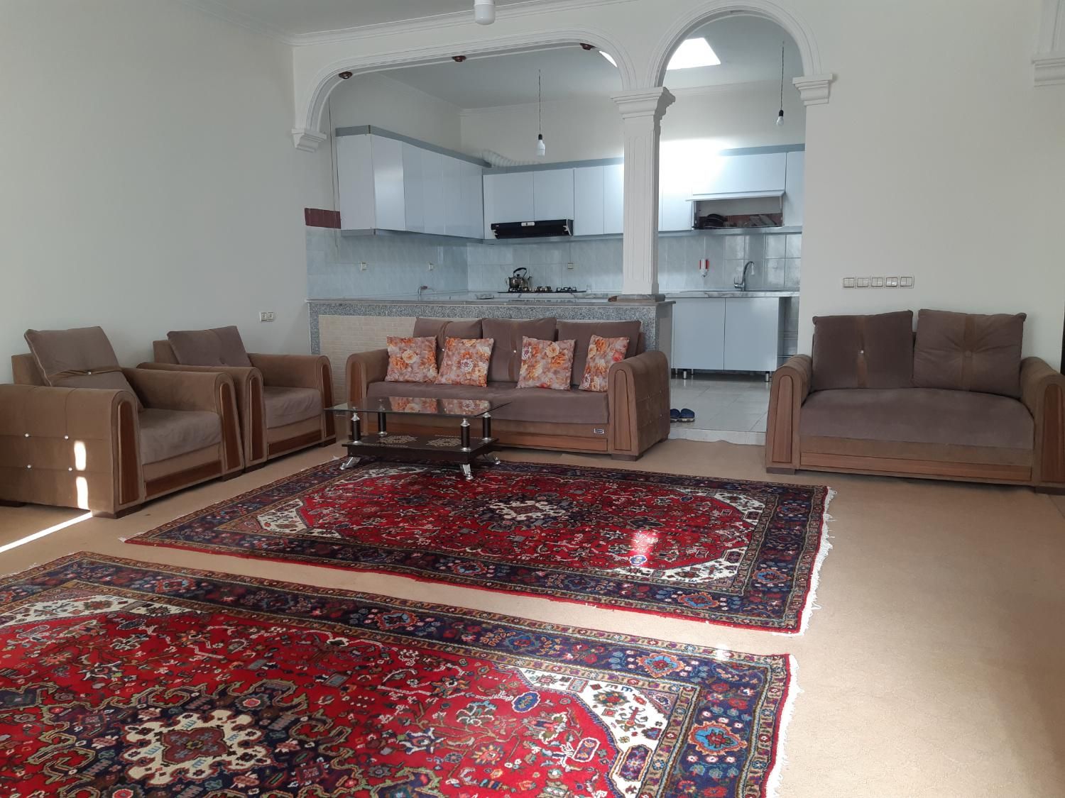 سوئیت ویلایی دو خوابه دربست دارای پارکینگ در جلفا|اجارهٔ کوتاه‌مدت آپارتمان و سوئیت|مرند, |دیوار