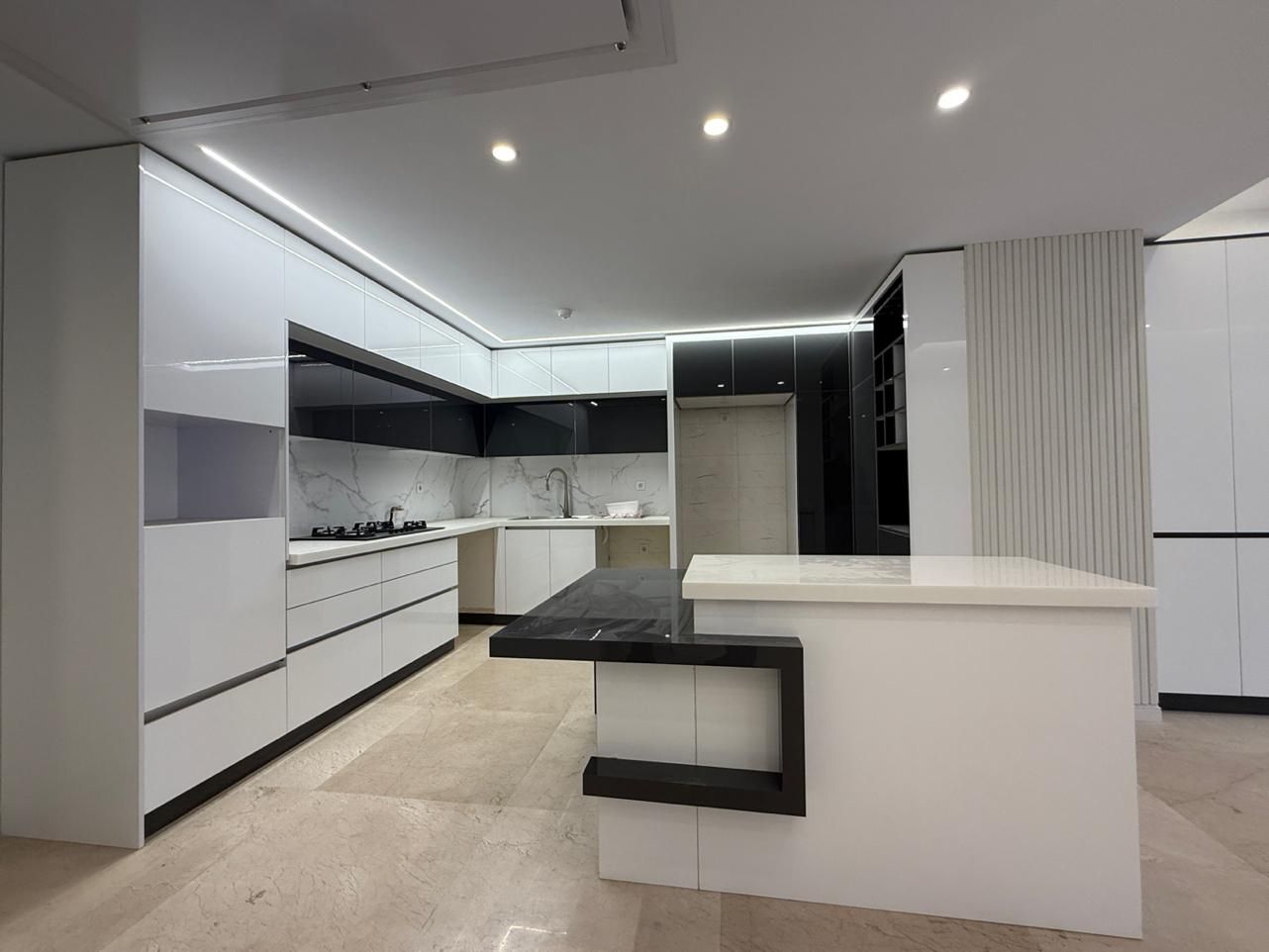 ۱۴۱ متر نوساز /۳ خواب/ مستوفی / ۲ پارکینگ|فروش آپارتمان|تهران, یوسفآباد|دیوار