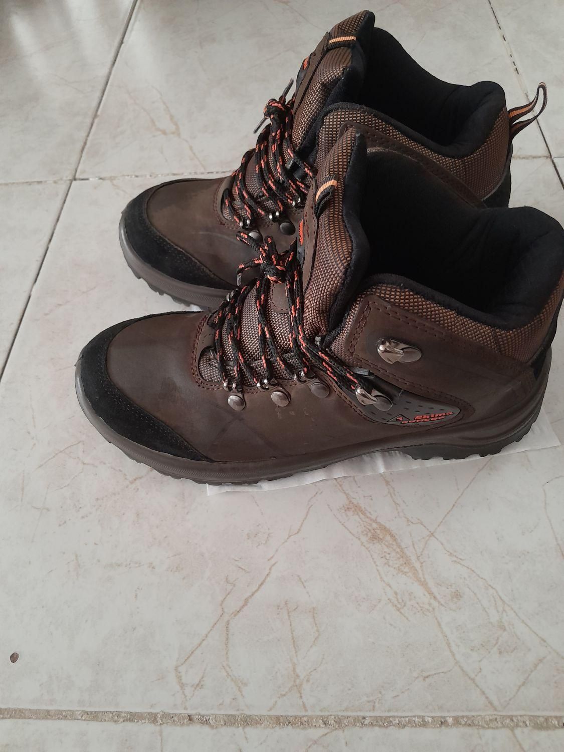 نیم بوت سایز ۳۹ شیما کفش ،فقط یک بار پوشیده شده|کیف، کفش، کمربند|قزوین, |دیوار