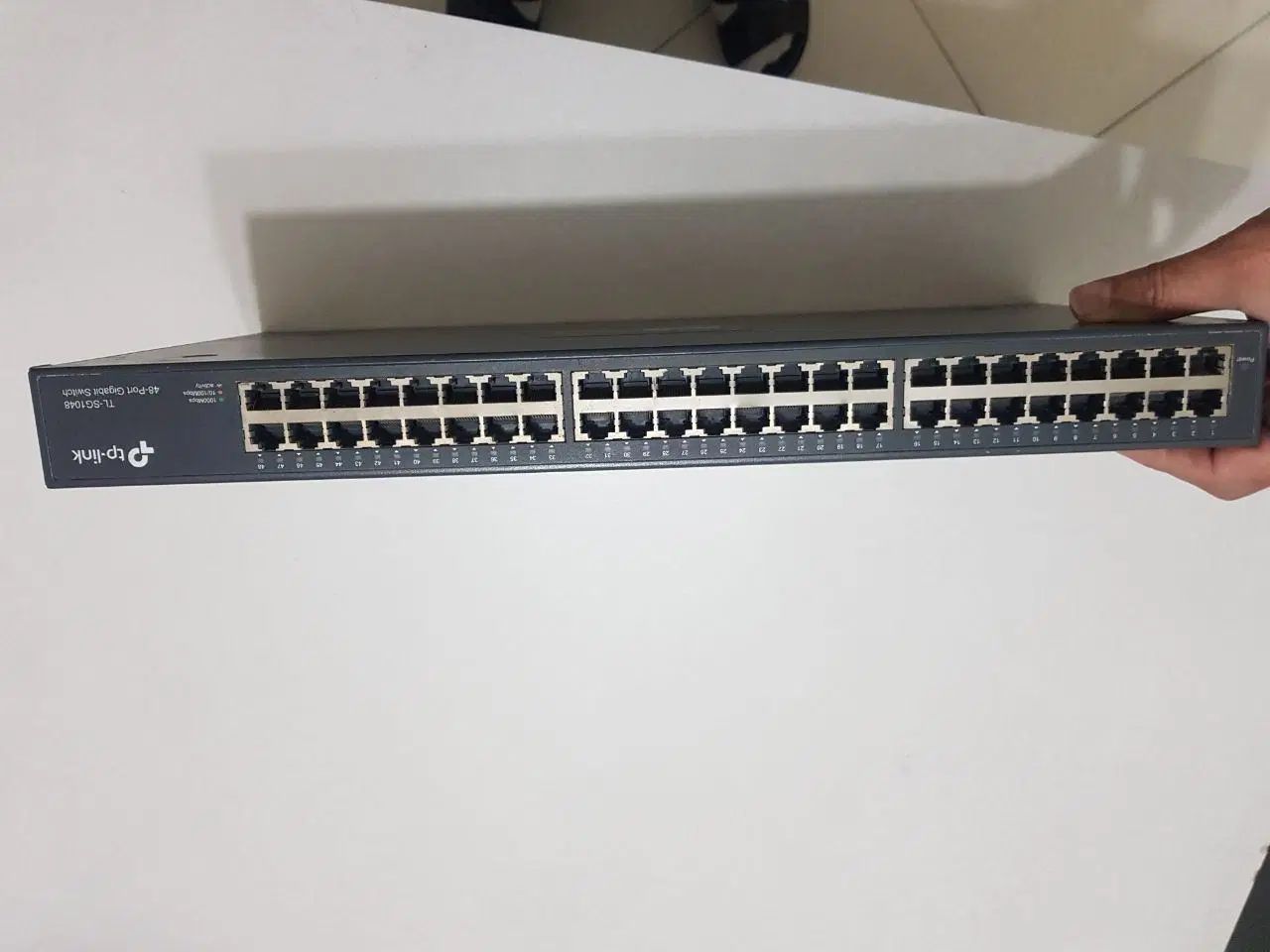 سوئیچ 48 پورت TL-SG1048 تی پی لینک TP-LINK درحد نو|مودم و تجهیزات شبکه|تهران, جهاد|دیوار