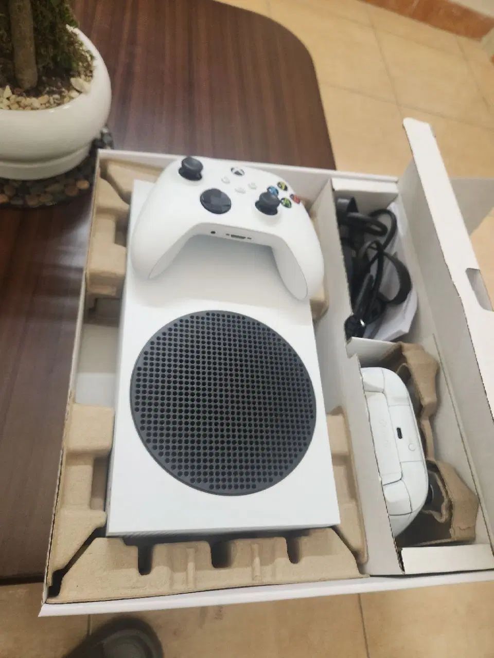 ایکس باکس سری اس دو دسته x box s series|کنسول، بازی ویدئویی و آنلاین|تهران, فدک|دیوار