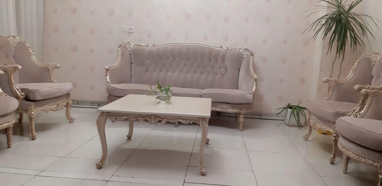 اجاره روزانه / ساعتی اتاق کار در مرکز روانشناسی|اجارهٔ کوتاه‌مدت دفتر کار و فضای آموزشی|تهران, پونک|دیوار