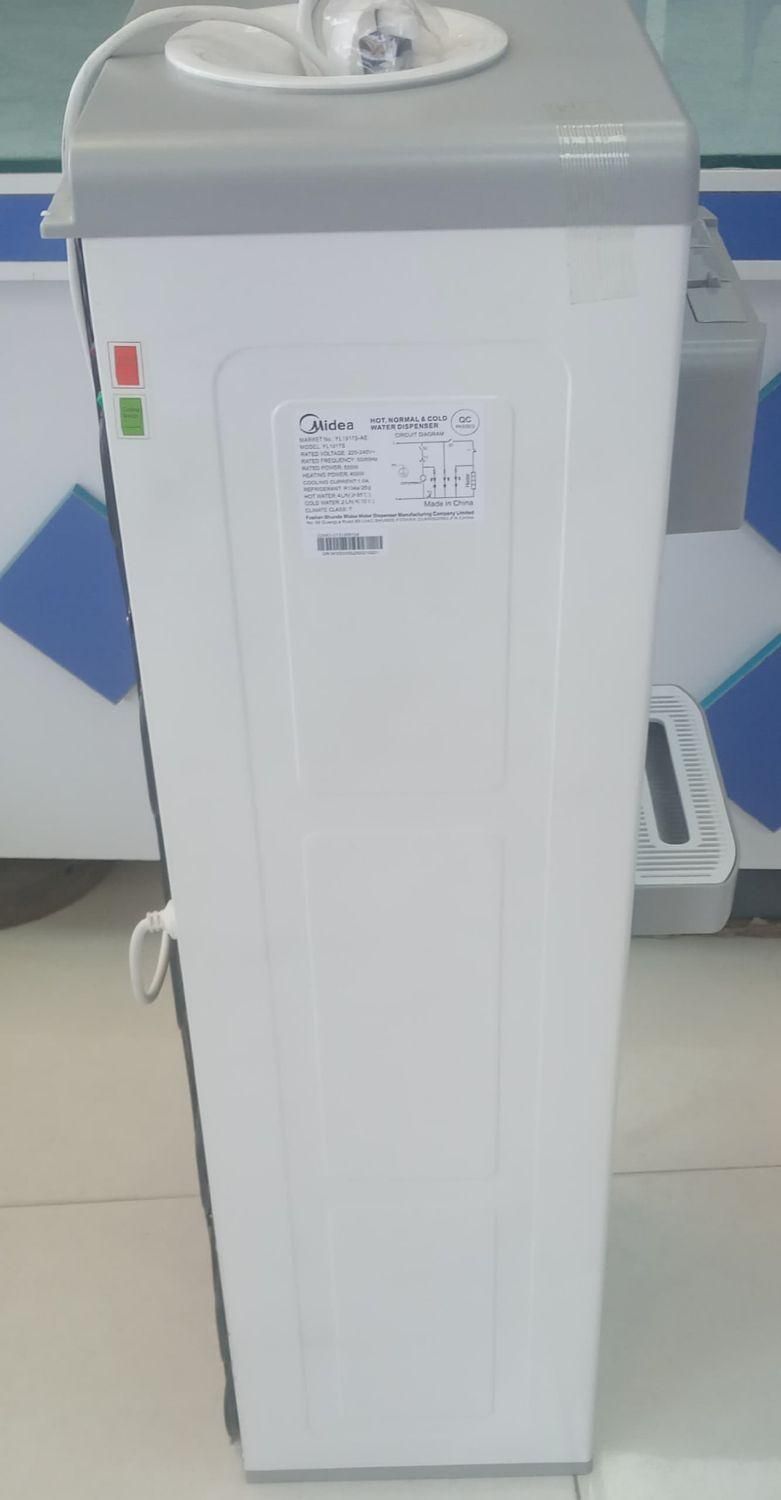 آبسردکن ایستاده مدیا آب سرد و گرم|آبسردکن و تصفیه آب|میبد, |دیوار