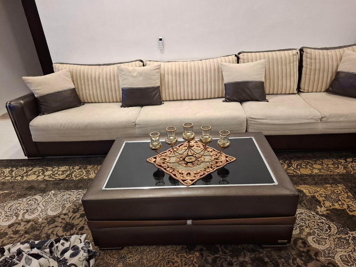 مبلمان ۷نفره استقبال ترک تختخواب‌شو|مبلمان خانگی و میز عسلی|ورامین, شهرک فجر|دیوار