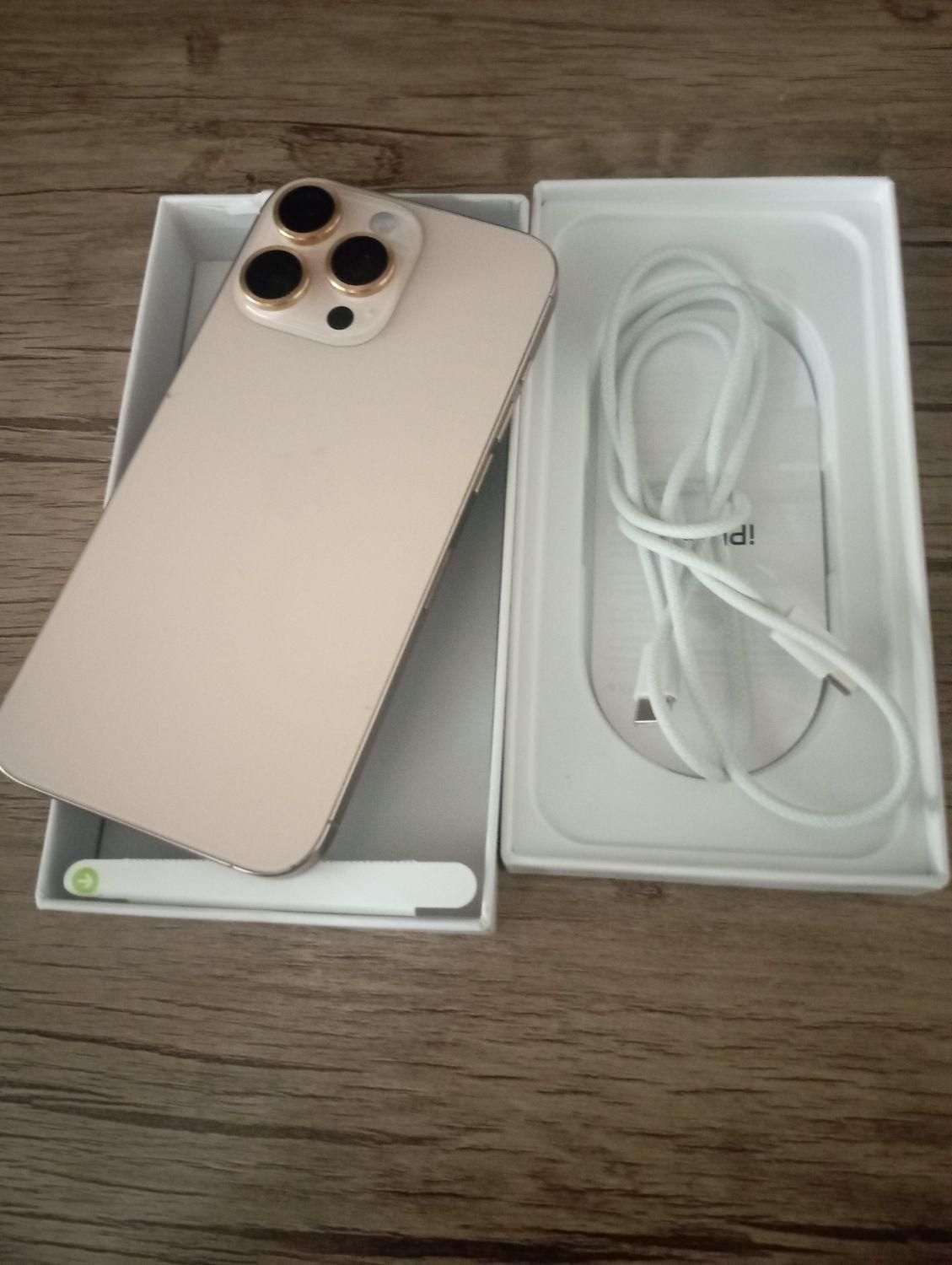 اپل iPhone 16 Pro Max با حافظهٔ ۲۵۶ گیگابایت|موبایل|اسلام‌شهر, |دیوار
